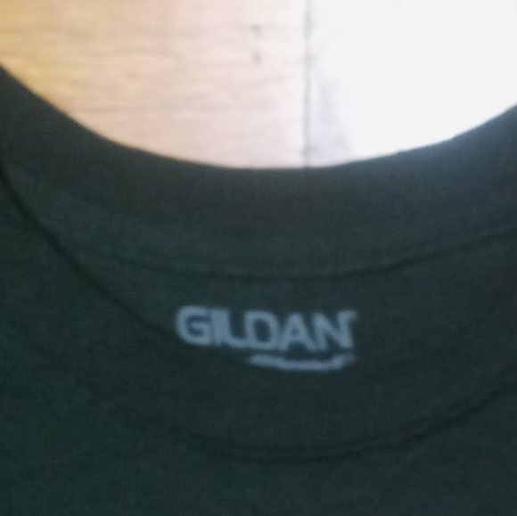 Milwaukee Bucks Champions Antetokounmpo t shirt - Picture 3 of 3